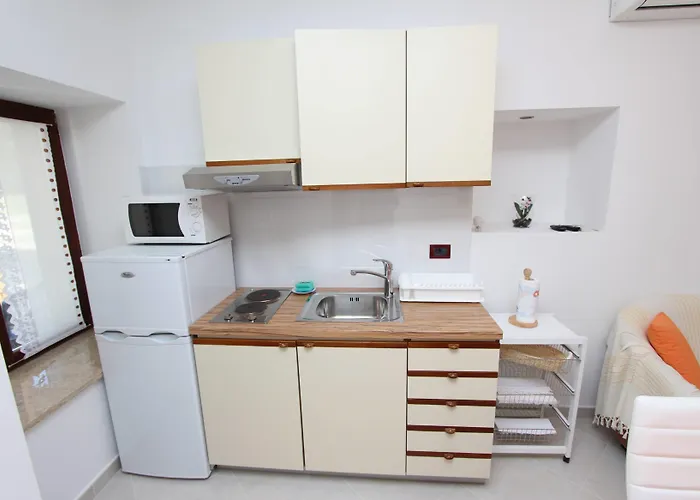 Luna Apartment